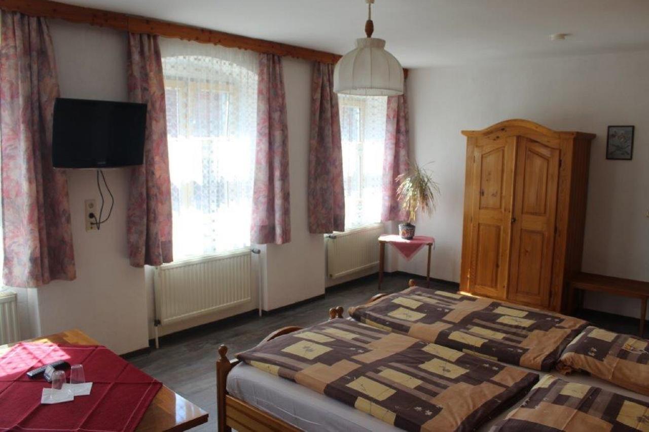 Hotel "Frankischer Hof" Garni Динкельсбюль Экстерьер фото